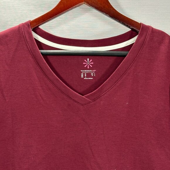 Isaac Mizrahi Live Top Womens Medium Essentials Maroon Stretch Short Sleeve Tee - Picture 2 of 6